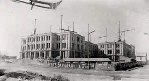 Photograph of Capitol Building construction in progress